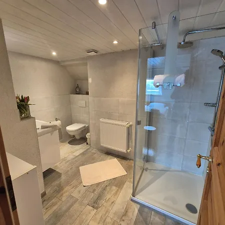 Petersen Apartment *