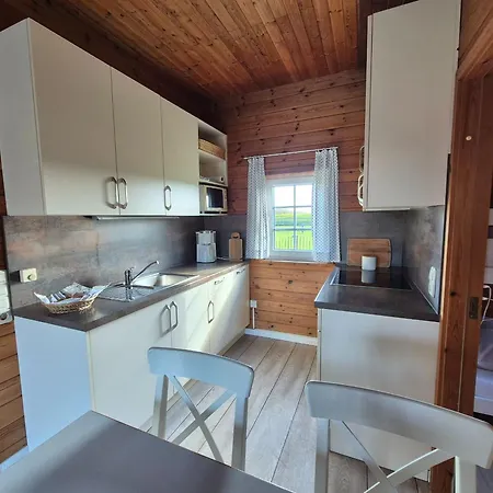 Petersen Apartment *