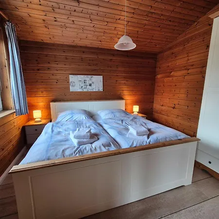 Petersen דירה *